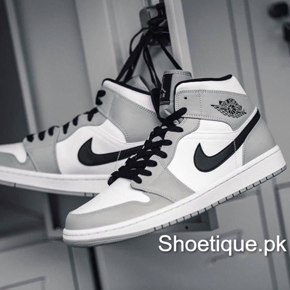 RetroStrike – AJ 1 Highs_smoke_grey (2) RetroStrike AJ 1 Highs Smoke Grey